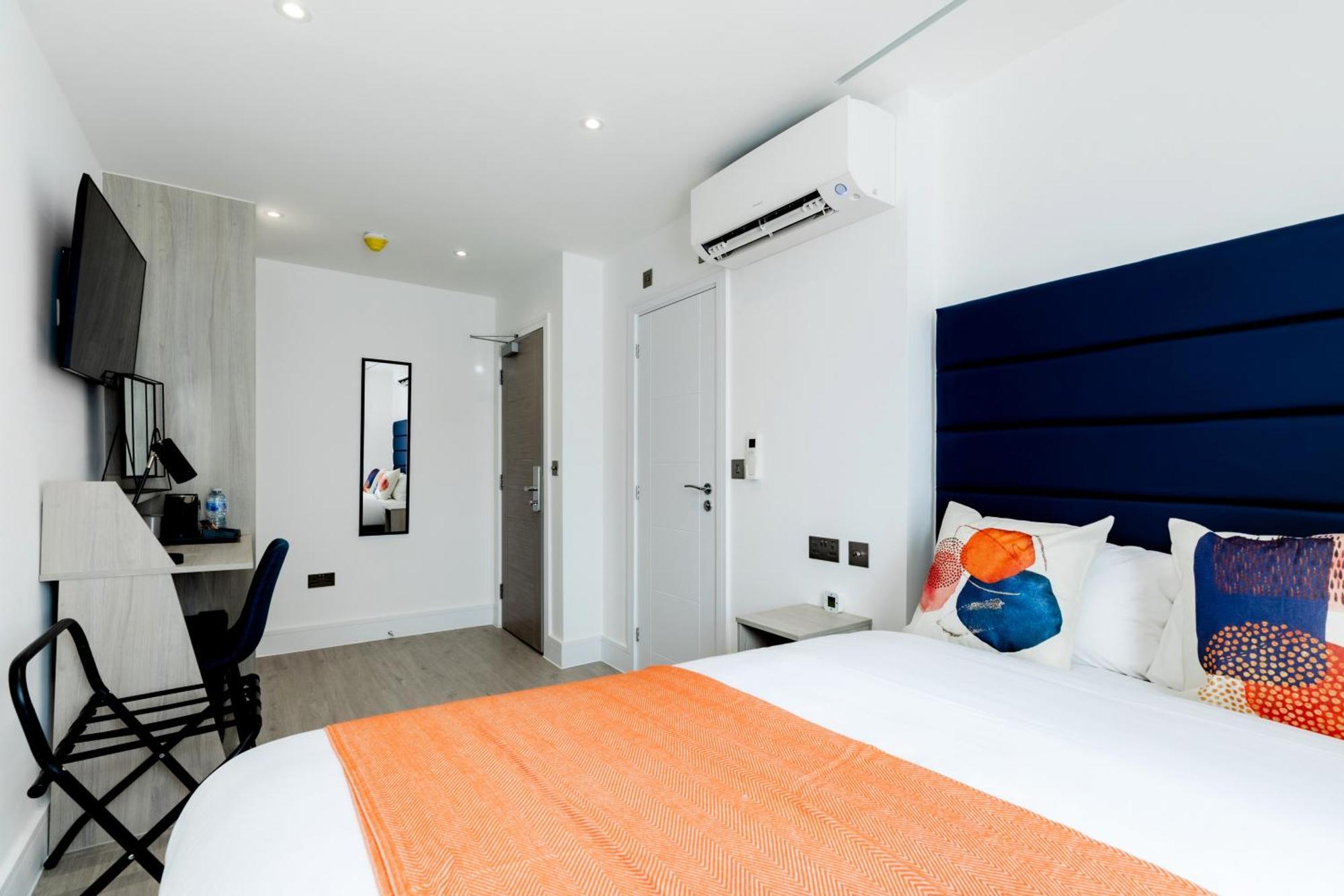 Upper Berkeley Hotel
